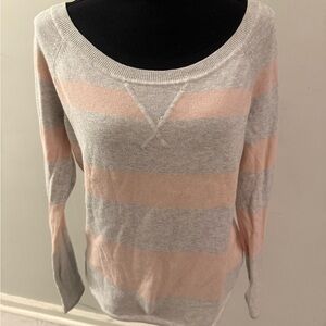 GAP Women's Sweater in Gray and Pink Stripes